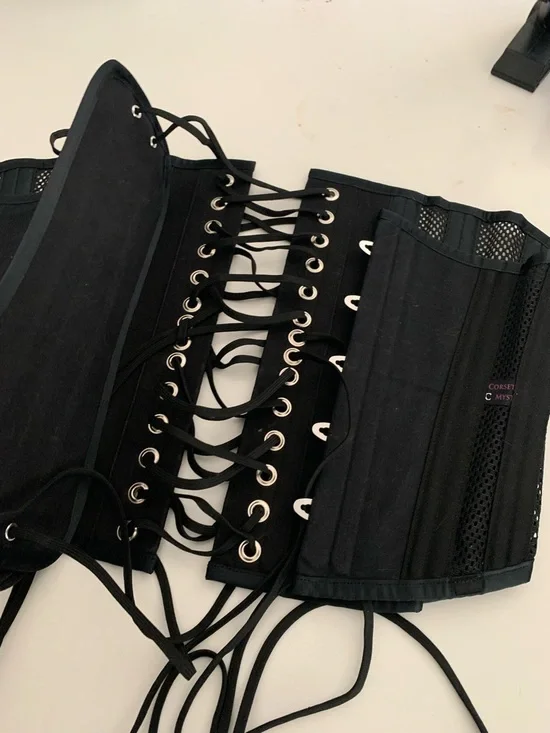 MCC Mystic City Black Lace-Up Underbust Corset Waist Cincher Trainer, 28 in/71cm - Picture 4 of 6